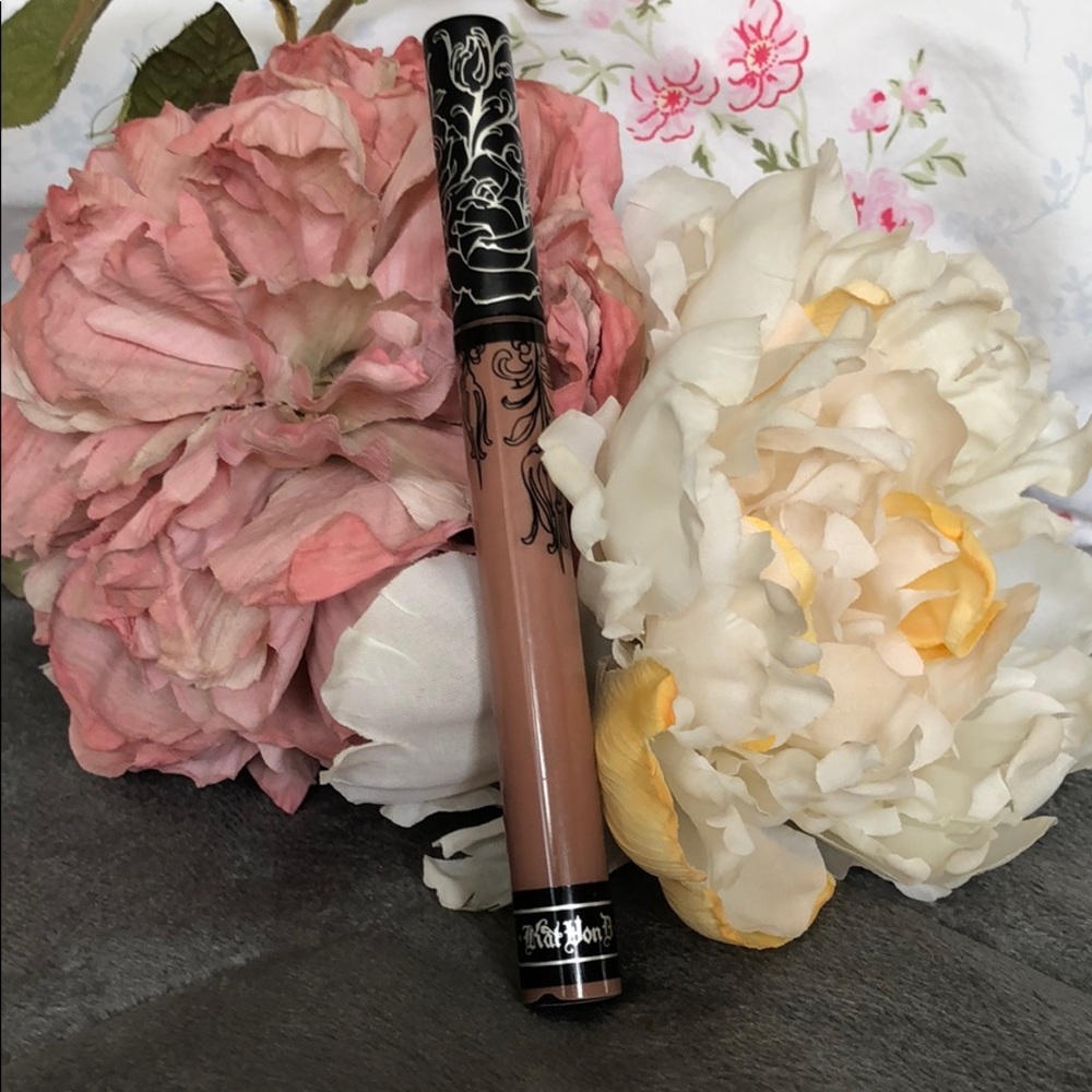Kay Von D Everlasting Liquid Lipsitck -Bow N Arrow